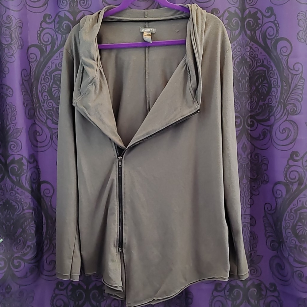 Divided by H&M army green asymmetrical hoodie med